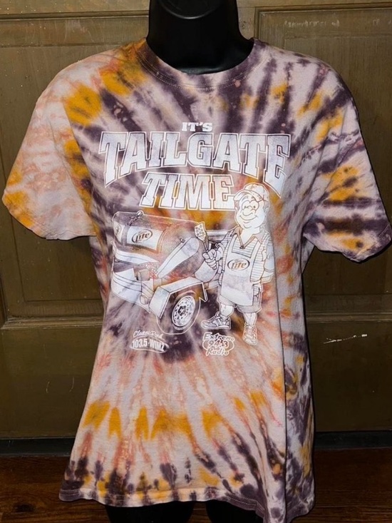 Gildan Tops - Tennessee Tailgate Orange Purple Retro Tie Dye Graphic Short Sleeve Shirt Size M